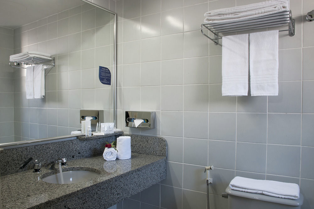 Hotel Master Express Baixa - Próximo à Ufrgs E à Santa Casa 3*