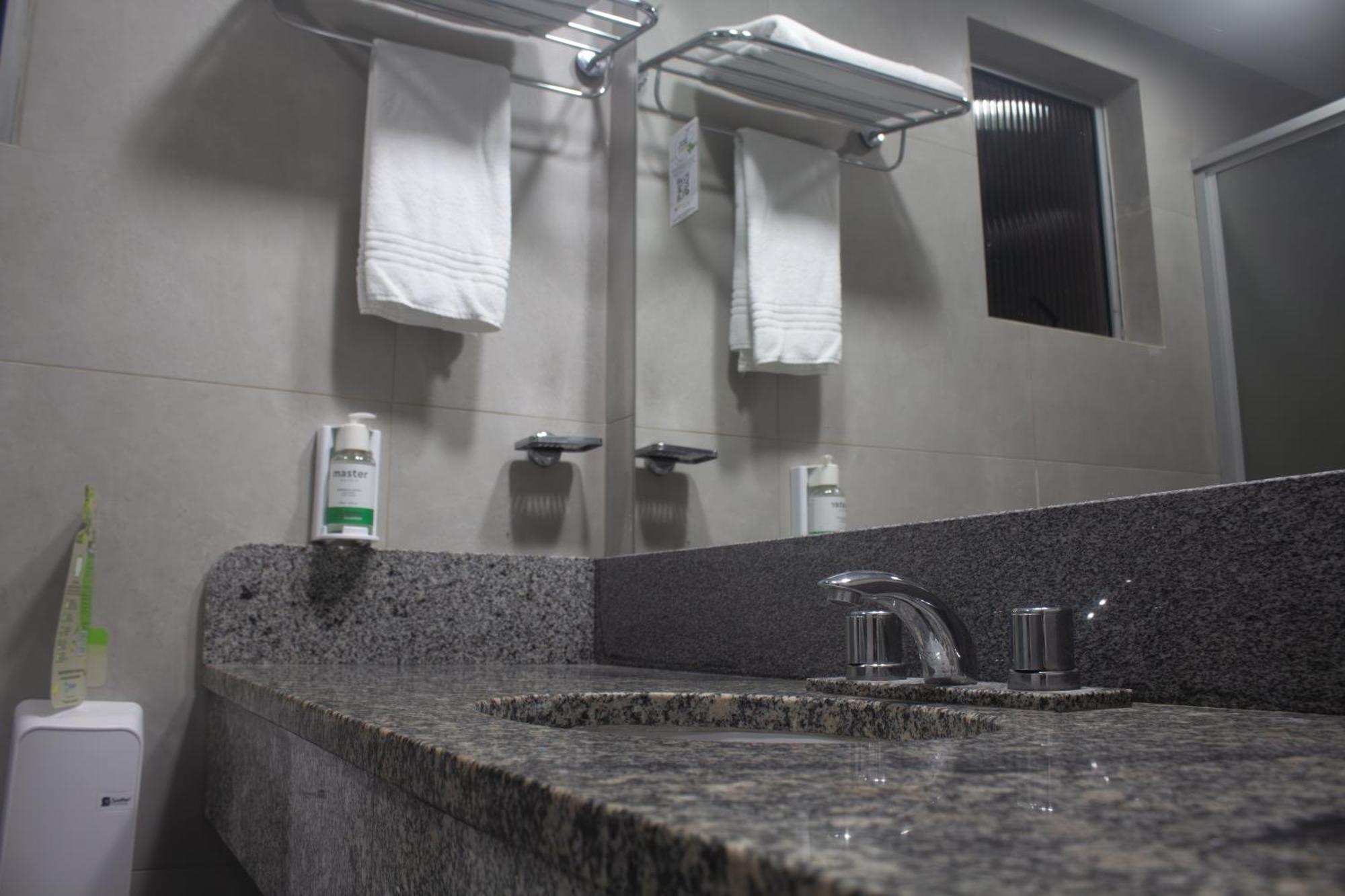 Hotel Master Express Baixa - Proximo A Ufrgs E A Santa Casa Porto Alegre